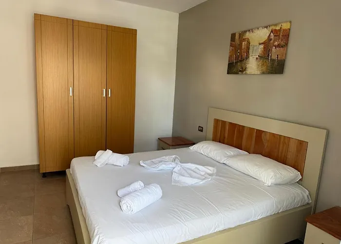 Ap 8 Apartamento Golem (Tirana)